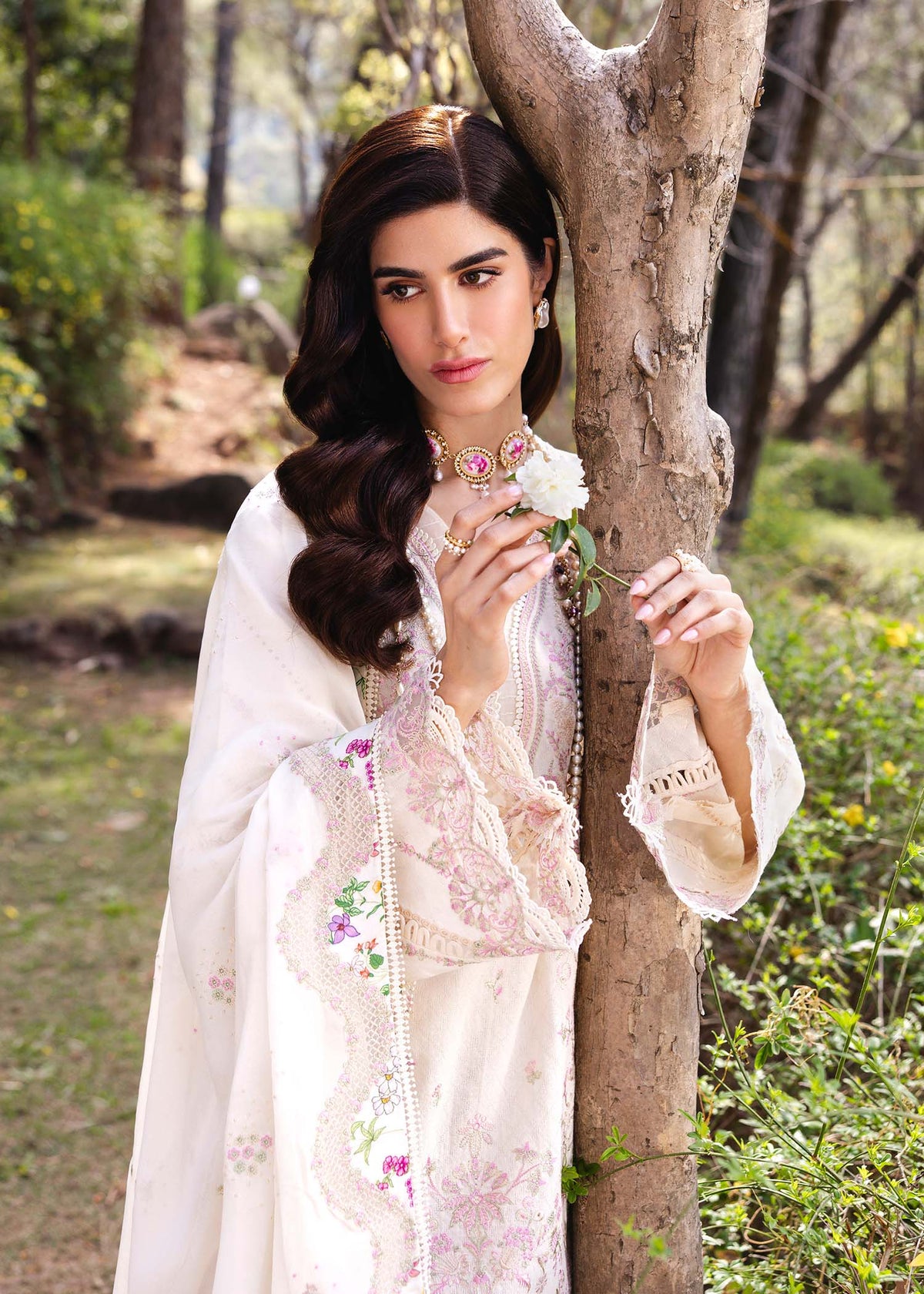 Amelia - Kanwal Malik