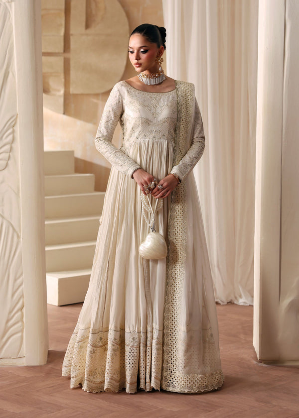 Nira - Kanwal Malik