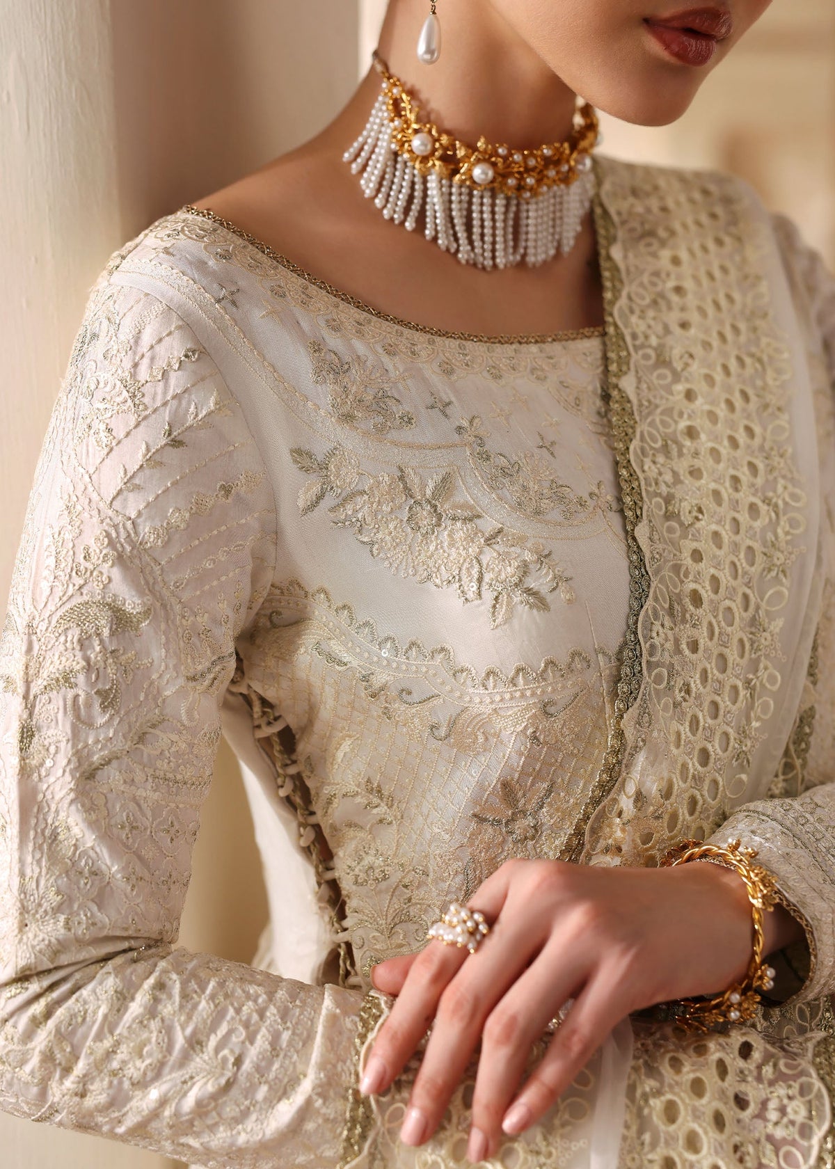 Nira - Kanwal Malik