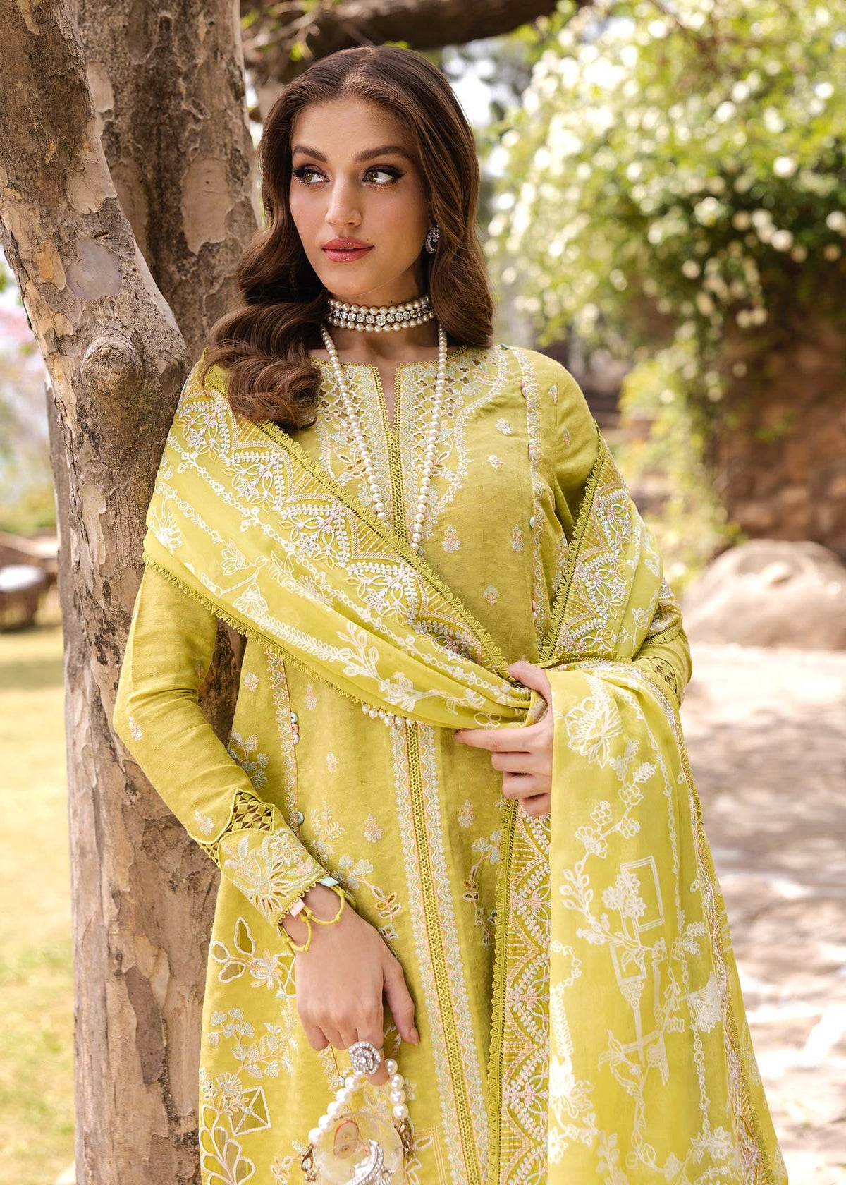 Silvia - Kanwal Malik