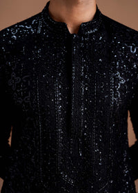 Nayal - Kanwal Malik